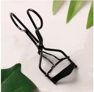 CNKESS 1Pc Pro Makeup Eyelash Curler Beauty Tools Lady Women Nature Style Cute Eyelash Handle Curl Eye Lash Curler Random Color