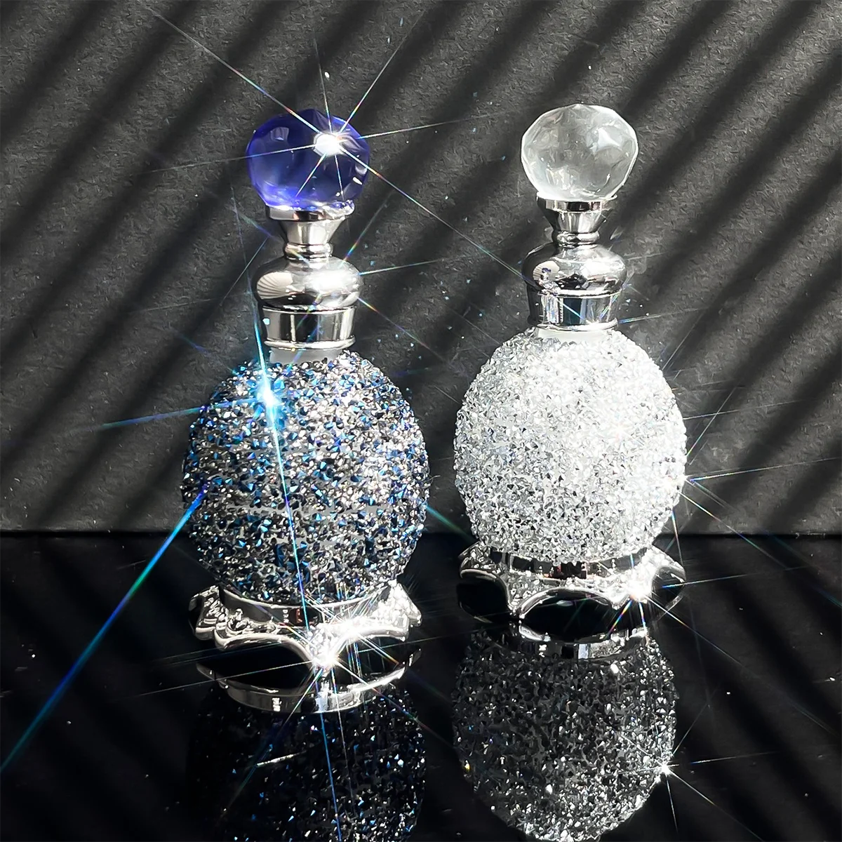 15ml Perfume Decanter Bottle,Luxuriou Perfume Bottle with Sparkling Rhinestone Decoration,Dropper Essential Oil Dispenser Bottle