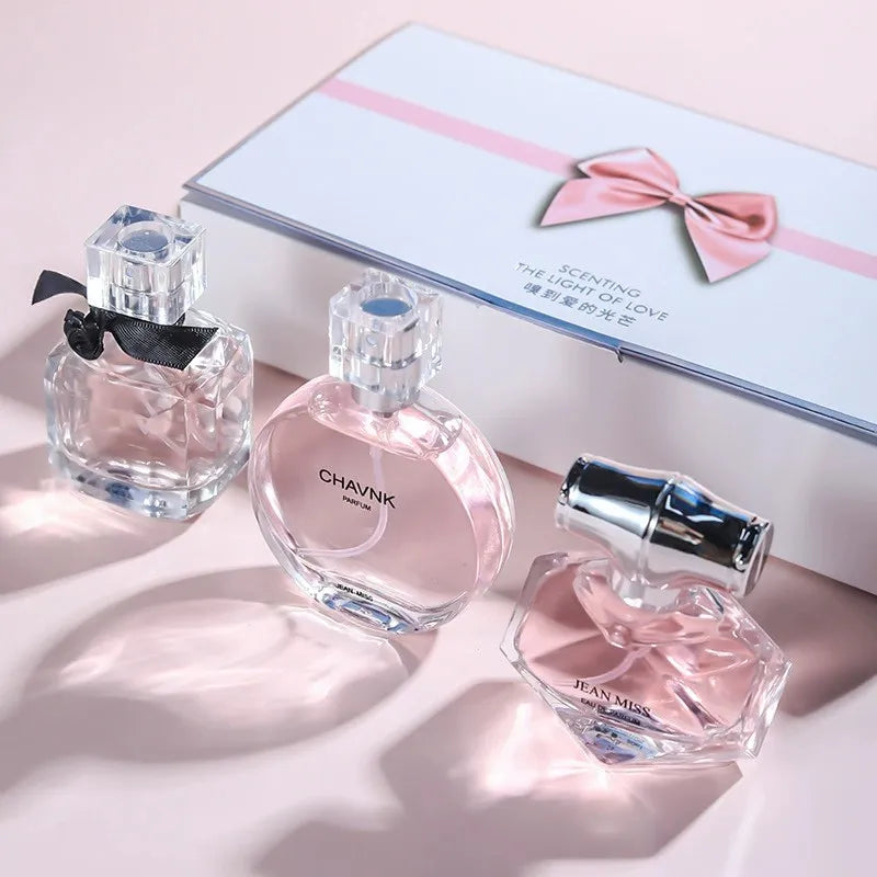 90ML(30mlx3PCS) Eau De Parfum Gift Box Feminino Spray Fresh Light Scent Floral Fruity Chypre Notes LongLasting Women Perfume Set