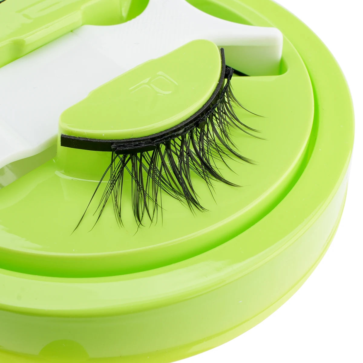 Reusable Magnetic Eyelashes 1 Pair Natural Curly Fluffy Magnetic False Eyelashes No Glue Needed Lashes Makeup with Tweezer Set