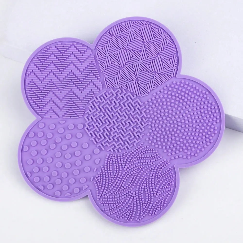 1Pcs Silicone Makeup Brush Cleaning Mat, Flower Shape Makeup Brush Cleaner Pad, Portable Makeup Brush Cleaner With Suction Cup