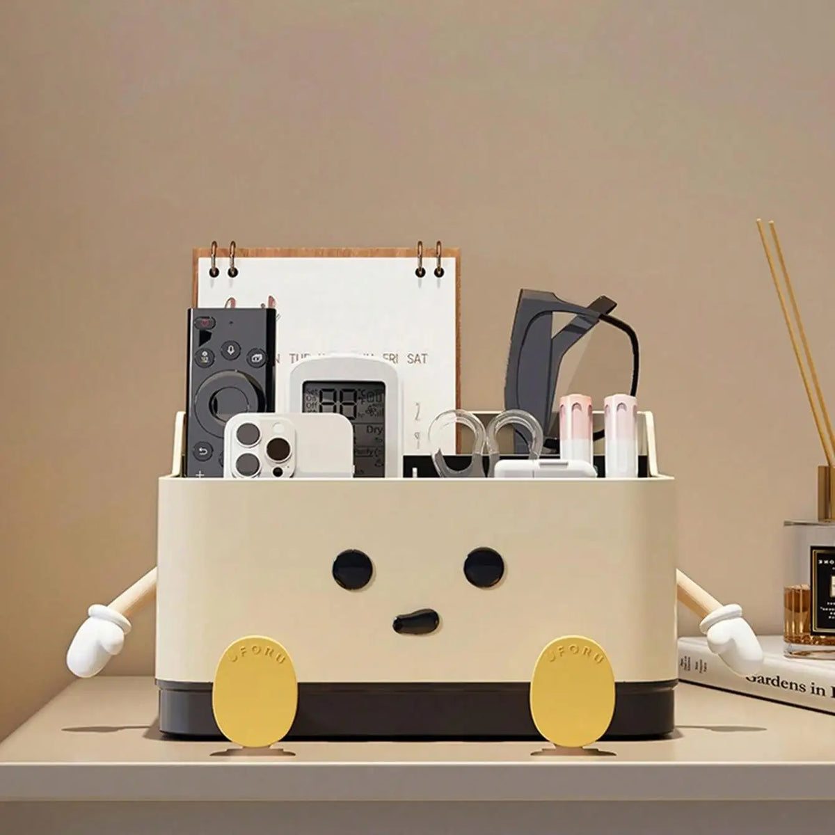 1pc Multifunctional Desktop Storage Box, Cosmetic Organisation Shelf Countertop Storage and Display Box (with Sticker)