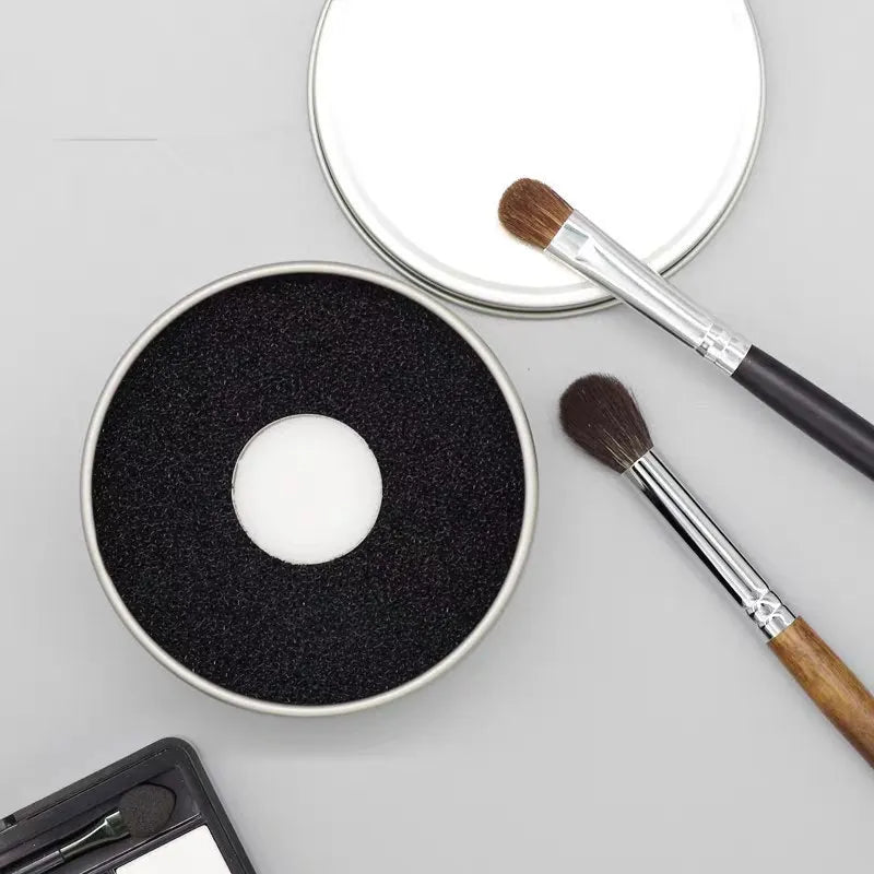 Makeup Brush Cleaner Sponge Cosmetic Brush Dry Wash Box Eyeshadow Color Powder Removal Activated Carbon Sponge Cleaning Case