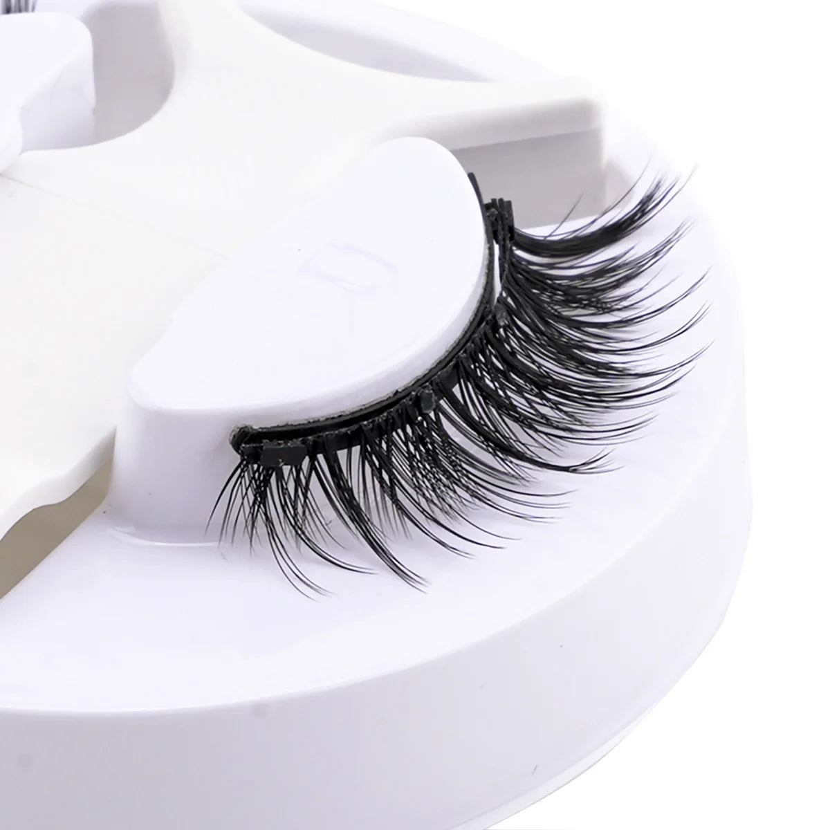 Reusable Magnetic Eyelashes 1 Pair Natural Curly Fluffy Magnetic False Eyelashes No Glue Needed Lashes Makeup with Tweezer Set