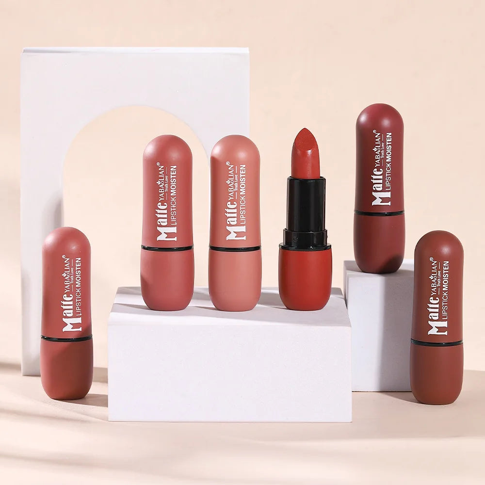 Matte Lipstick Long-Lasting Waterproof Classic High Pigment Velvet Topcoat Lip Cosmetics