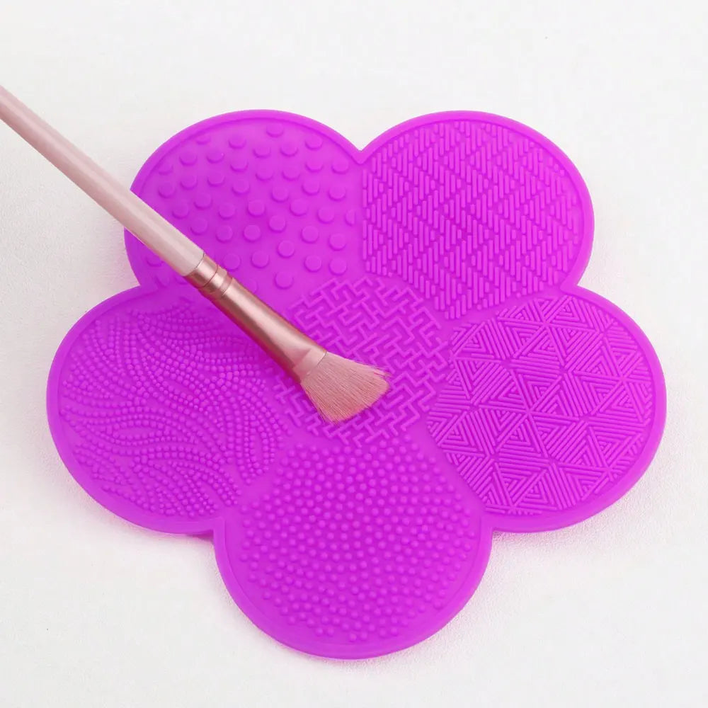 1Pcs Silicone Makeup Brush Cleaning Mat, Flower Shape Makeup Brush Cleaner Pad, Portable Makeup Brush Cleaner With Suction Cup