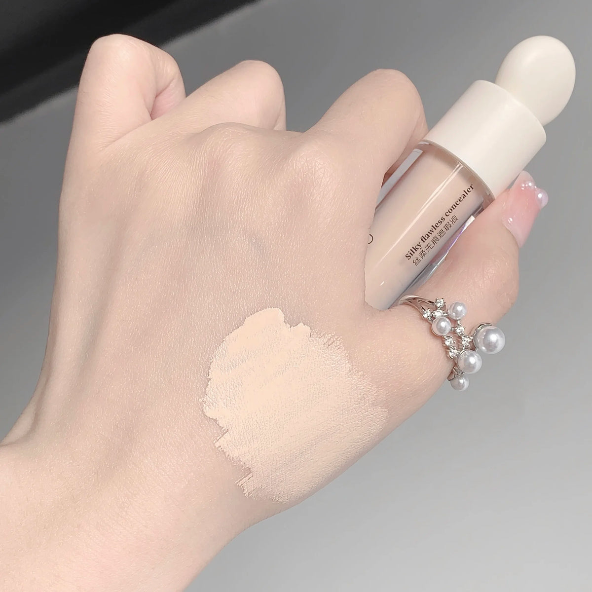 3 Colors Silky Concealer Cover Acne Marks Spots Dark Eye Circles Face Brightening Skin Whitening Concealer